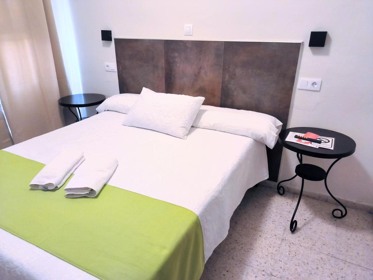 Pension Perez Montilla Sevilla Dış mekan fotoğraf
