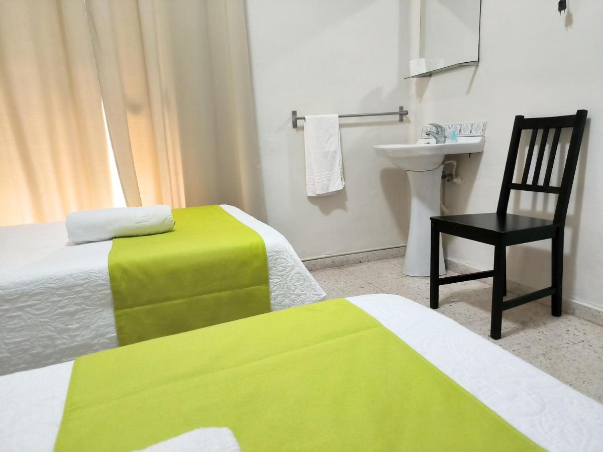Pension Perez Montilla Sevilla Dış mekan fotoğraf
