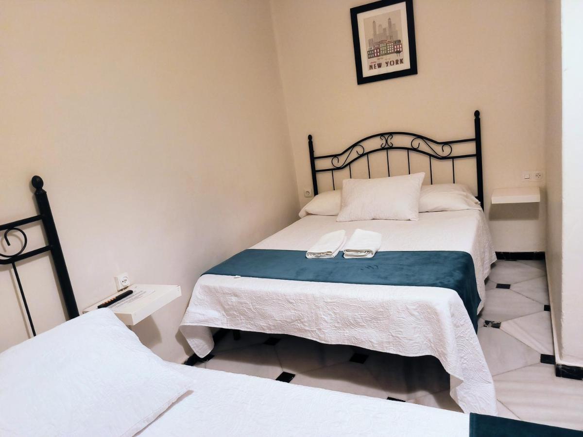 Pension Perez Montilla Sevilla Dış mekan fotoğraf