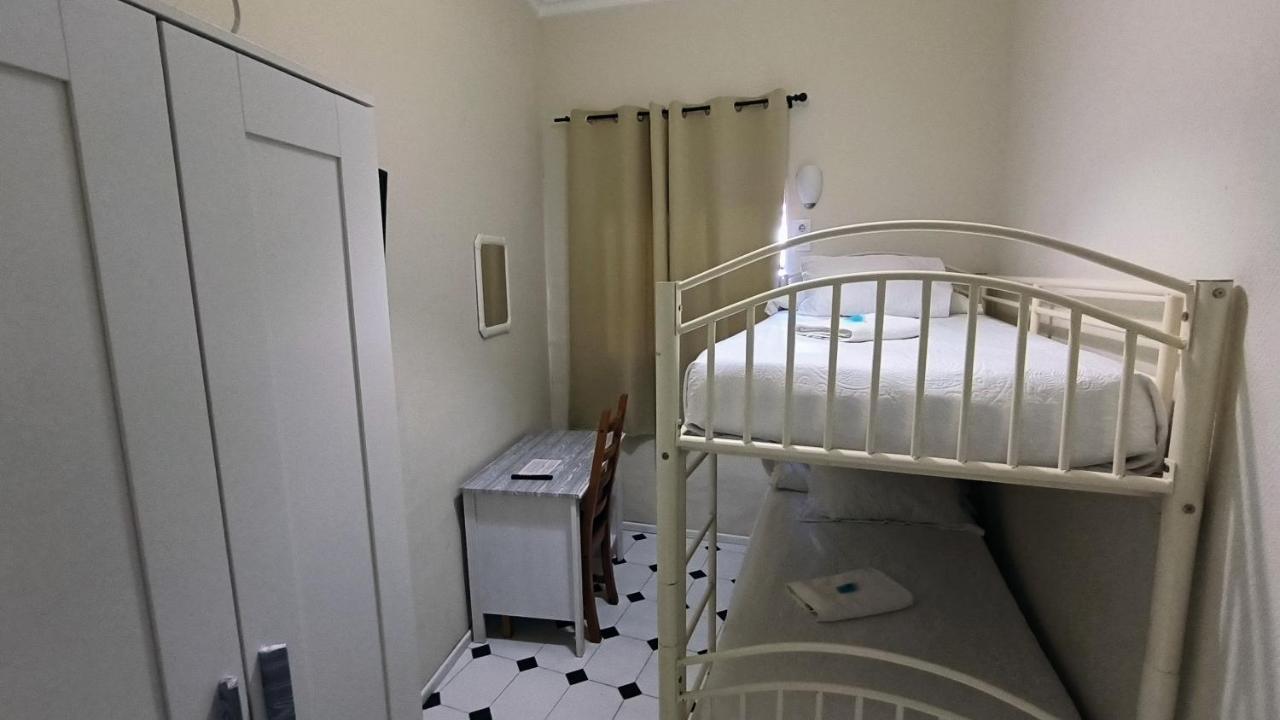 Pension Perez Montilla Sevilla Dış mekan fotoğraf
