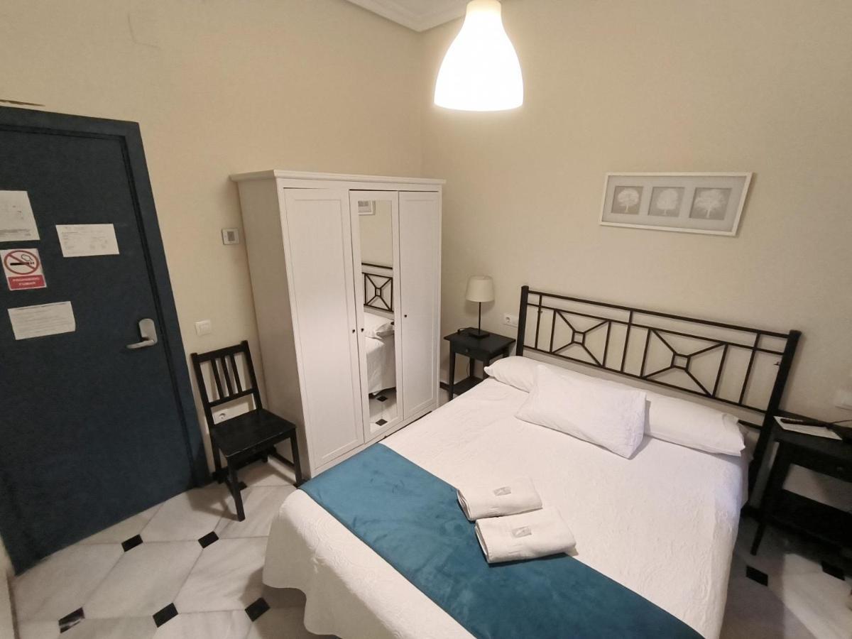 Pension Perez Montilla Sevilla Dış mekan fotoğraf