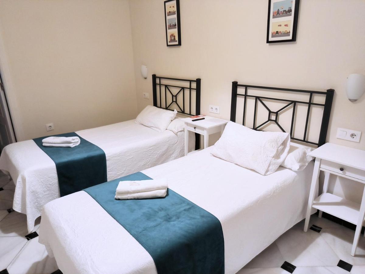 Pension Perez Montilla Sevilla Dış mekan fotoğraf