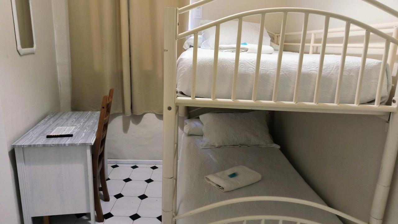 Pension Perez Montilla Sevilla Dış mekan fotoğraf