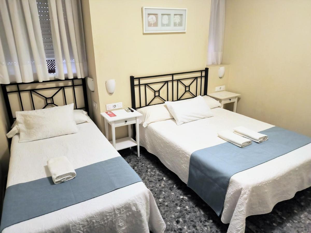 Pension Perez Montilla Sevilla Dış mekan fotoğraf
