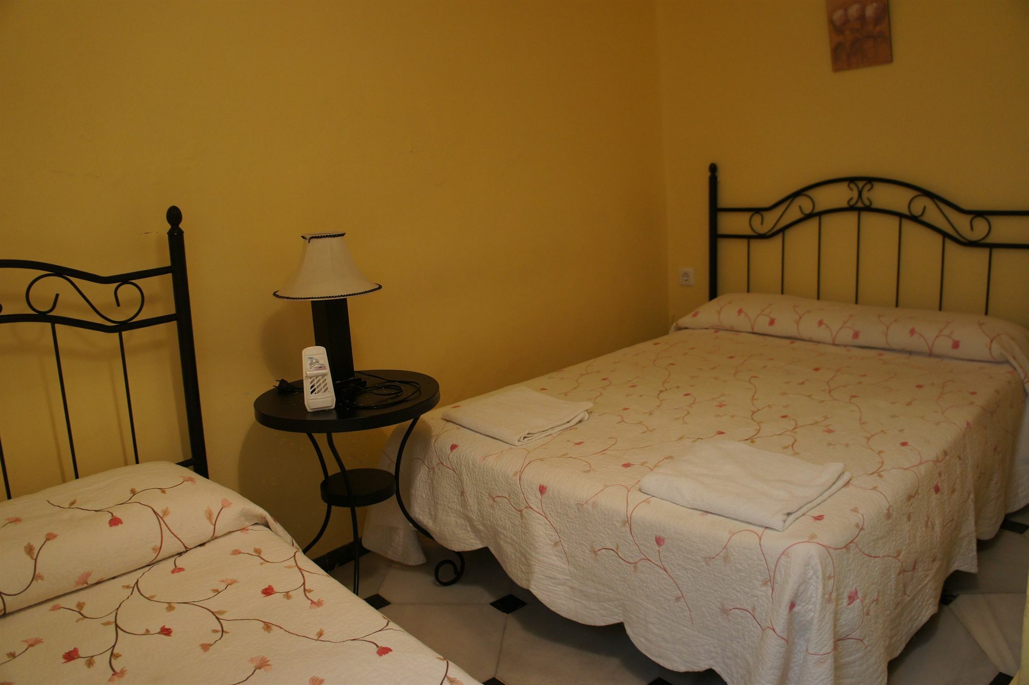 Pension Perez Montilla Sevilla Dış mekan fotoğraf